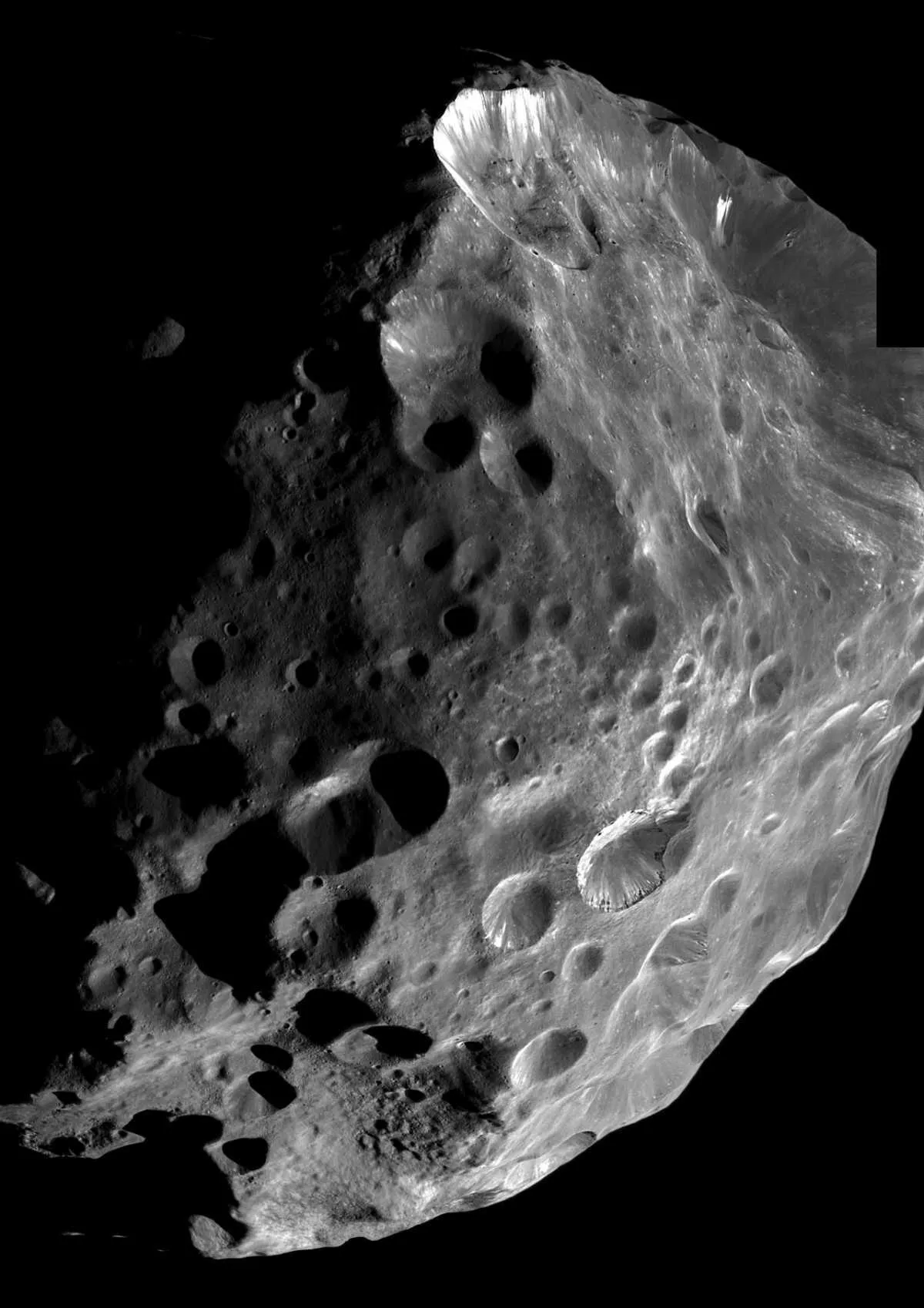 The Saturnian moon Phoebe © NASA The Saturnian moon Phoebe © NASA